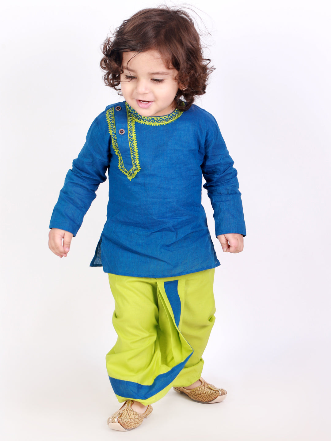 KID1 Embroidered Round Neck Kurta Dhoti Blue