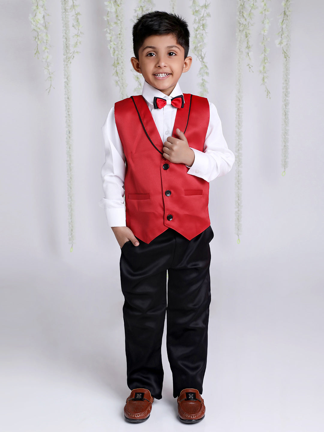 KID1 Party Wear Suit With Bow-Tie Red