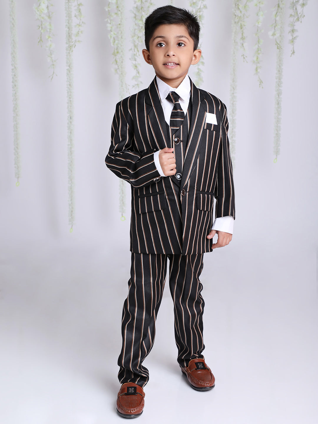 KID1 4Pcs Party Wear Suit With Tie Brown