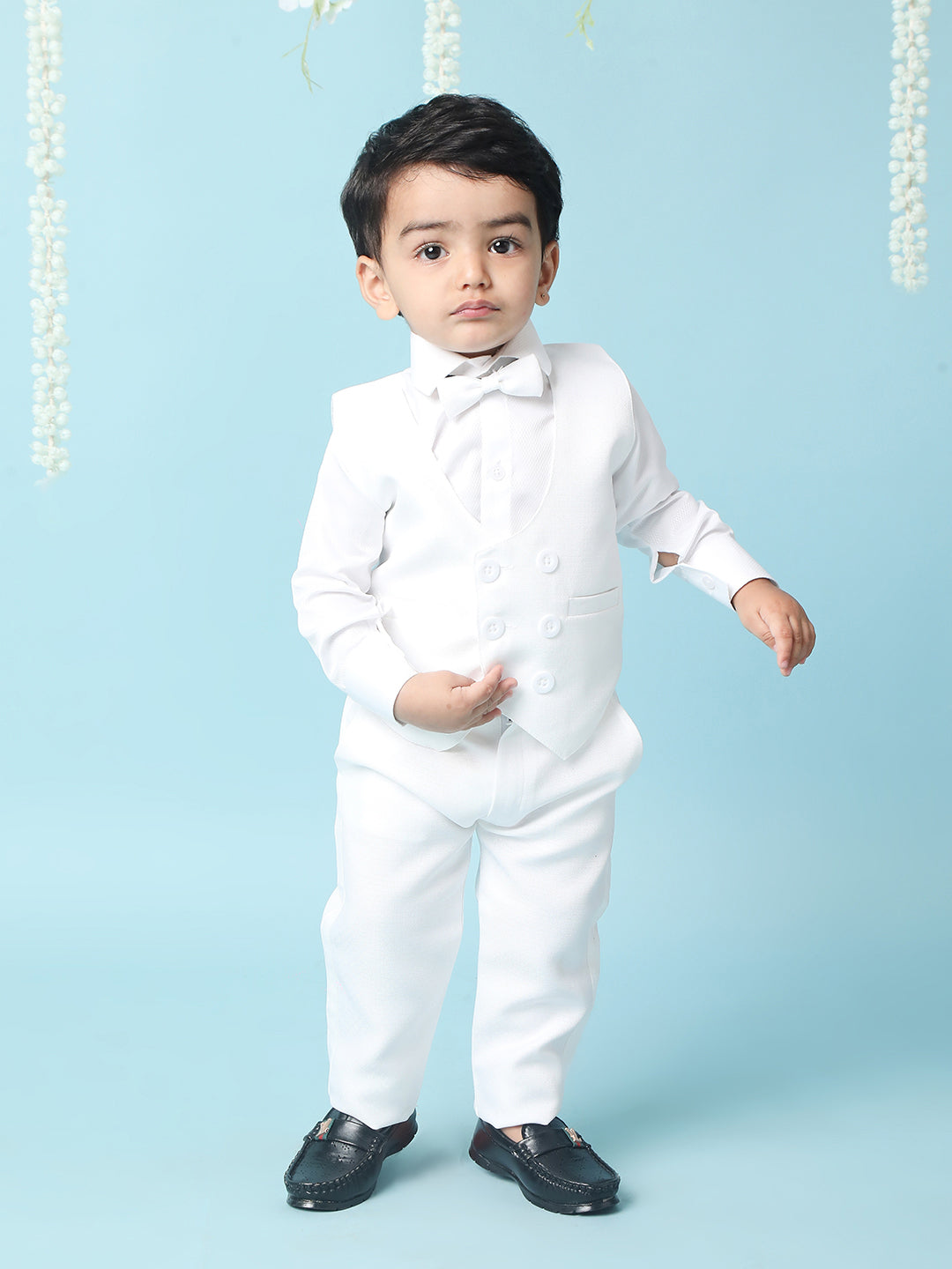KID1 4Pcs Party Wear Suit With Bow White