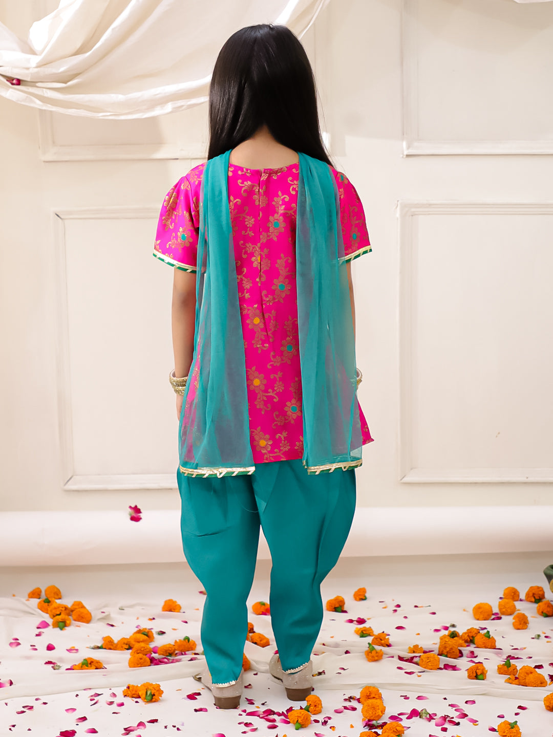 KID1 Jacquard Kurti Dhoti With Dupatta Pink