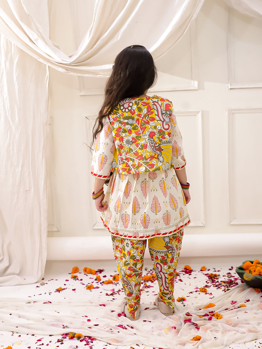 KID1 Madhubani Print Kurti Dhoti With Jacket Yellow