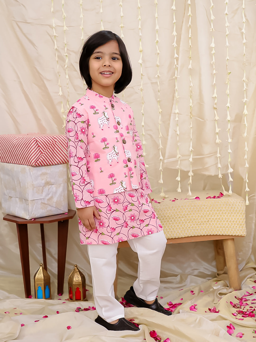 KID1 Nandi Motif Jacket Kurta Set Pink