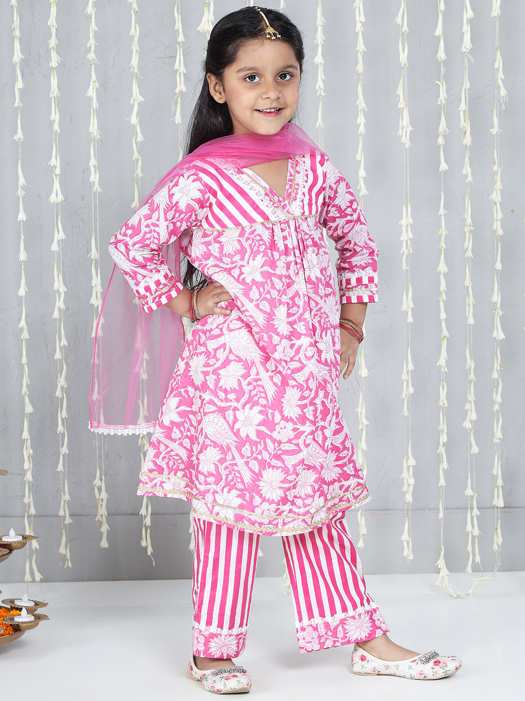 KID1 Floral Printed Kurti Palazzo With Dupatta Pink