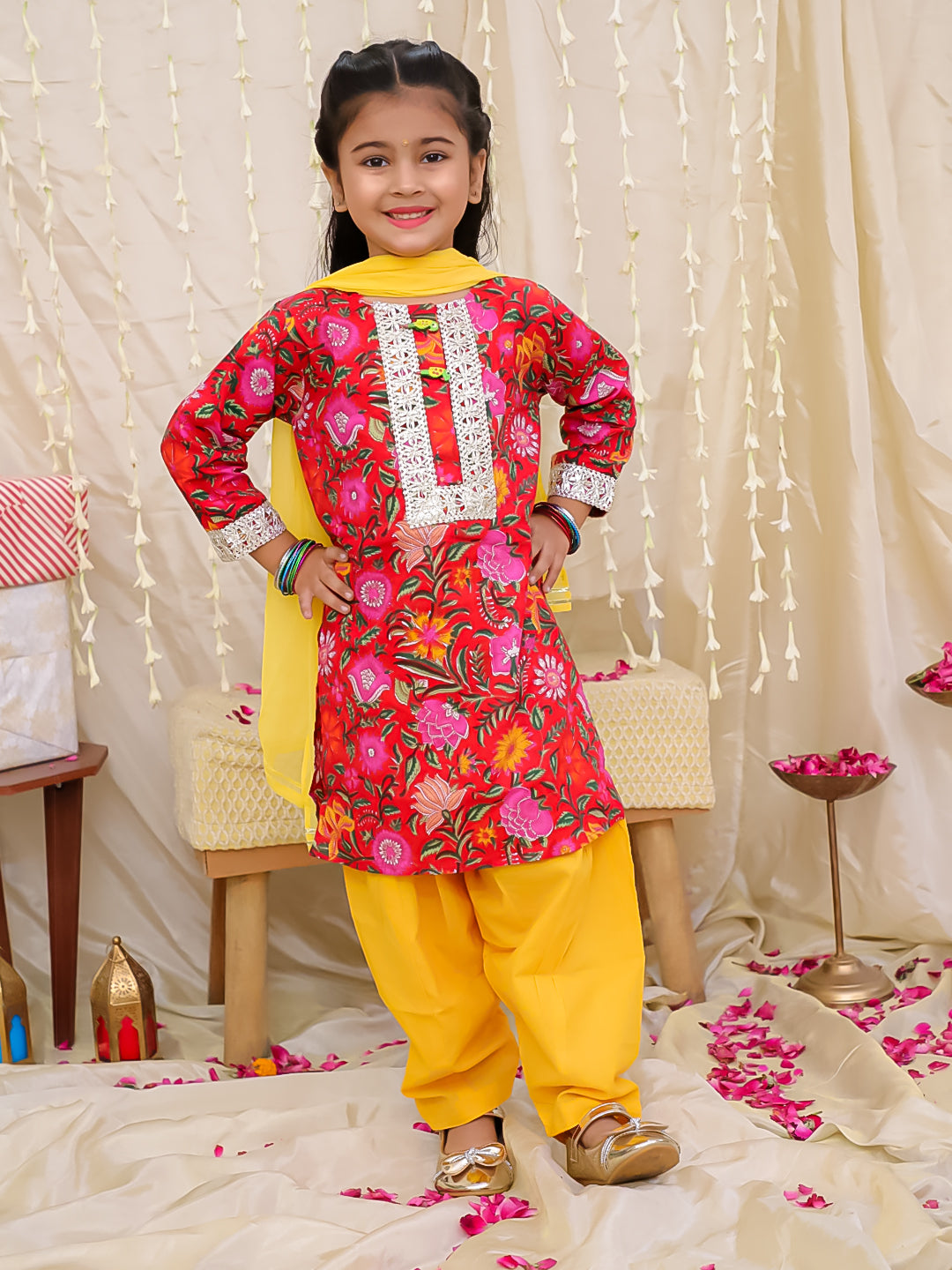 KID1 Mogra Floral Kurti Salwar Red