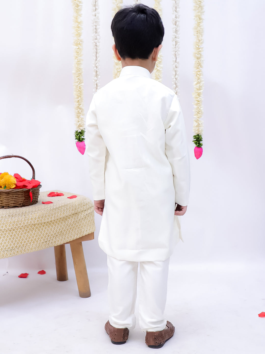 Kid One Embroidered Sherwani Pyjama Set For Boys Offwhite
