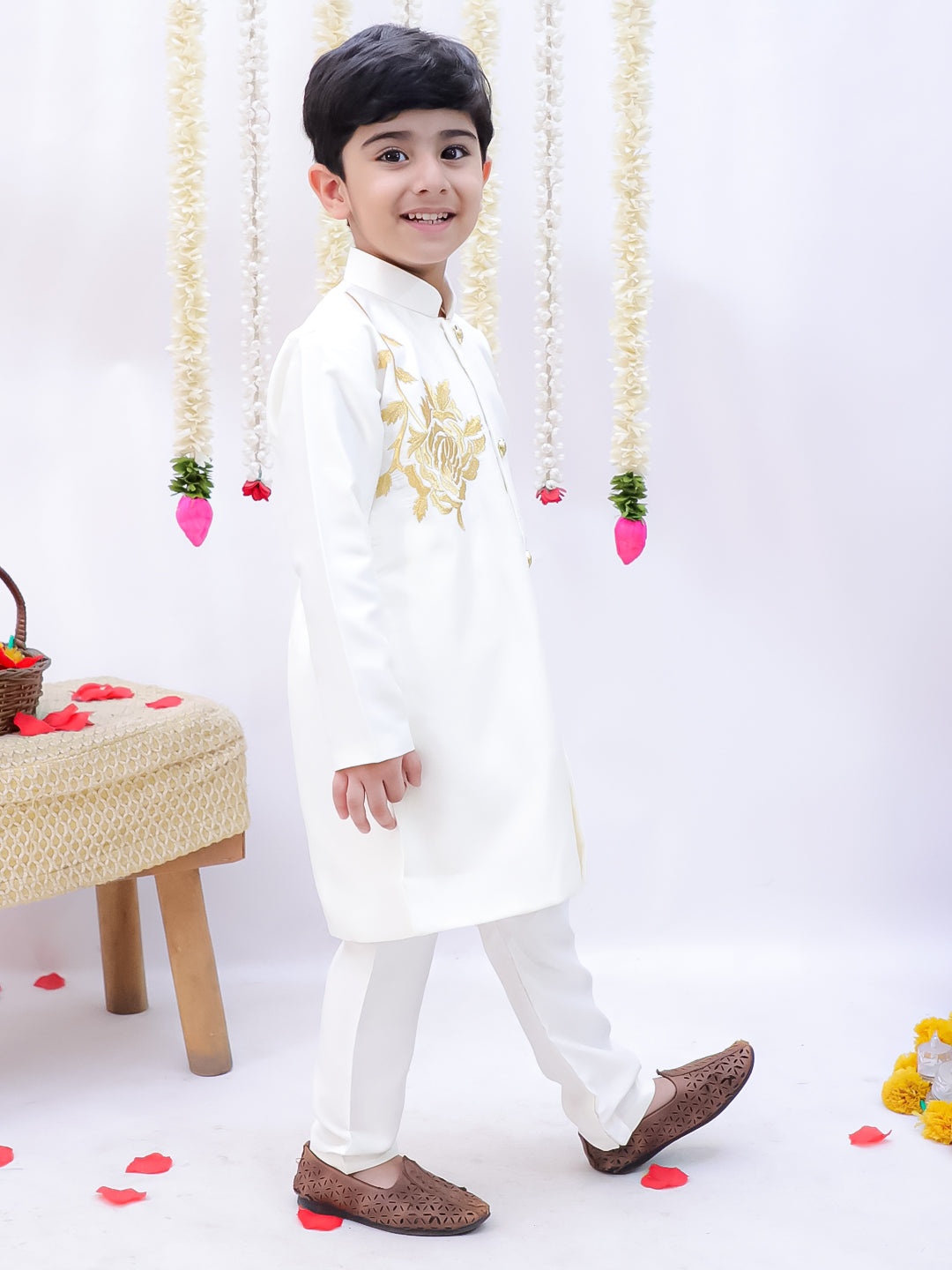 Kid One Embroidered Sherwani Pyjama Set For Boys Offwhite
