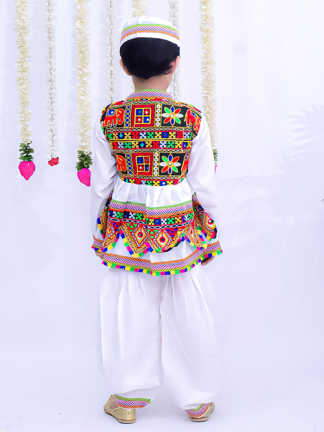 Kid One Navratri Printed Cotton Kedia Set For Boys White