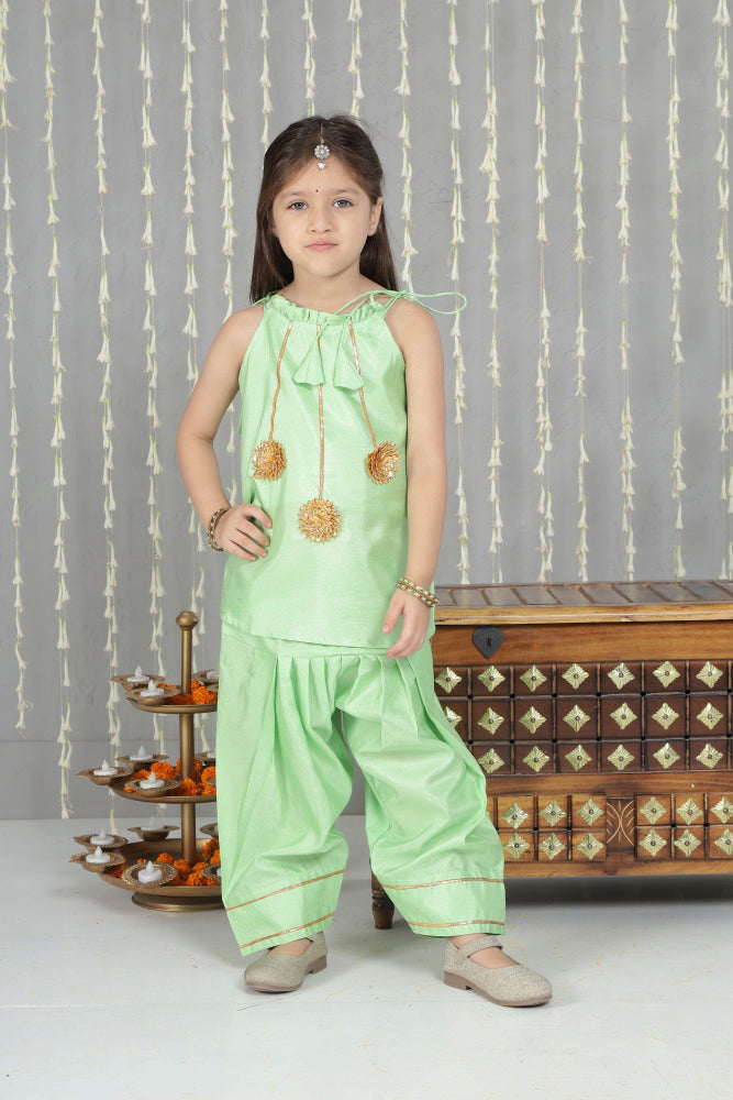 KID1 Gotta Flower Patch Kurti With Parsi Salwar Green