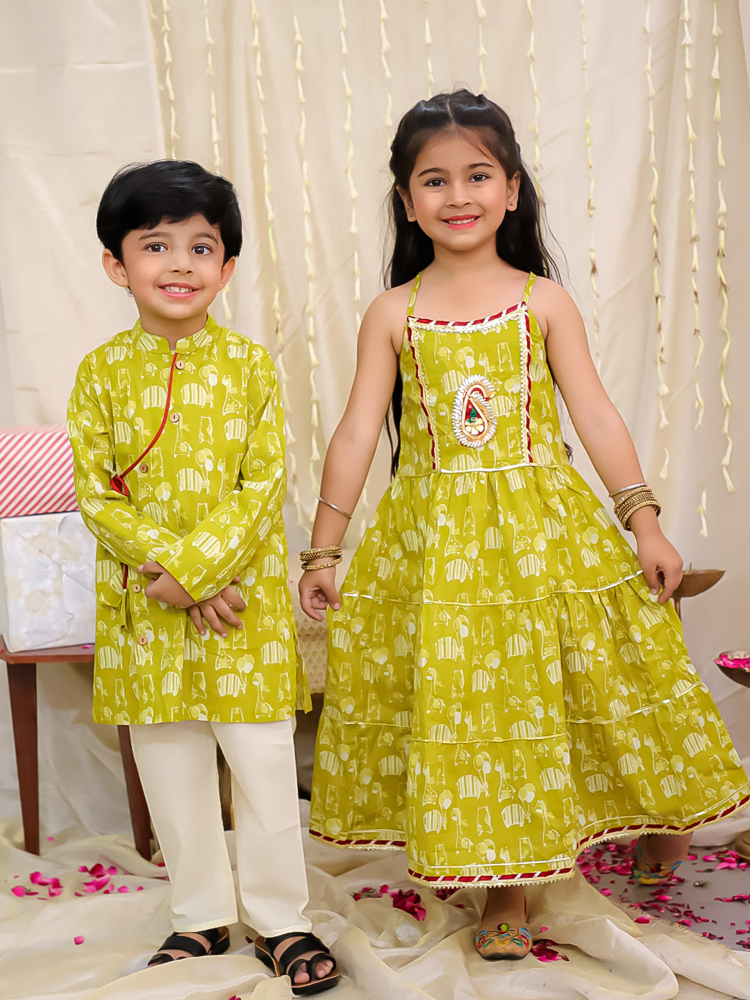 KID1 Jungle Jam Long Dress For Girls With Jungle Jam Kurta Pyjama Set For Boys - Green