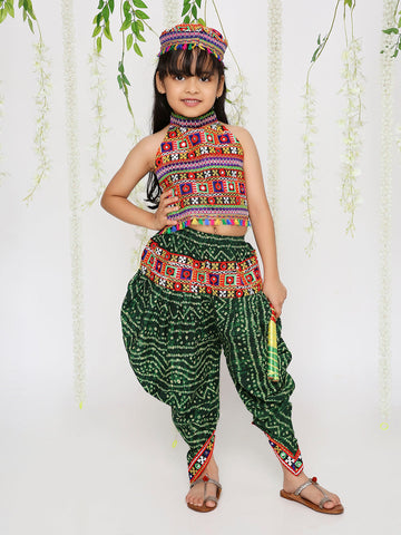 KID1 Bandhani Navratri Dhoti Set with Cap Green