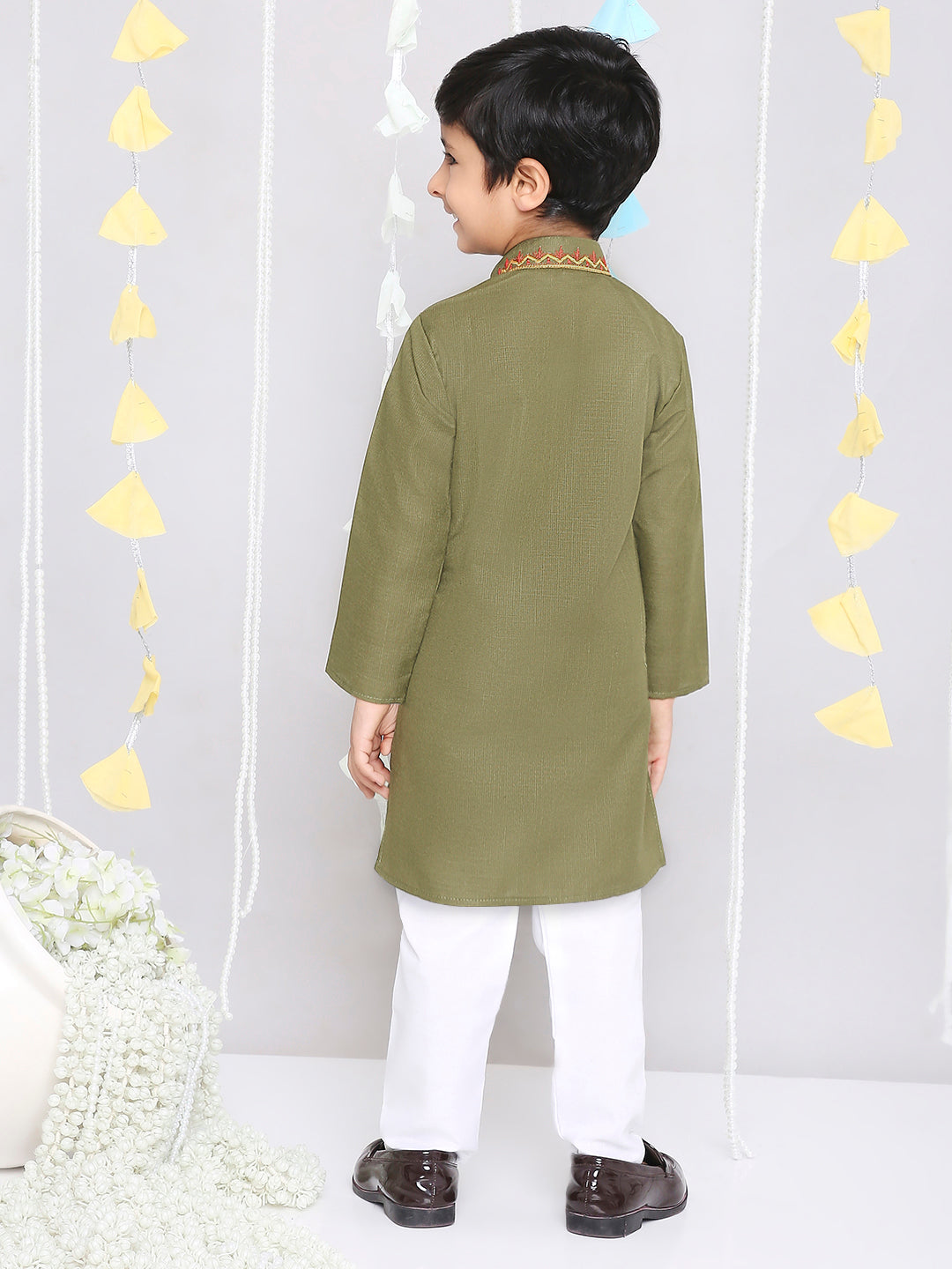 KID1 Embroidered Kurta and Pyjama Set Green