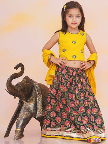 KID1 Leela Choli with Printed Lehenga & Crushed Dupatta Yellow