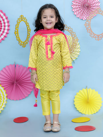 KID1 Zoyaa Kurti With Pants And Sequin Stole Dupatta Yellow