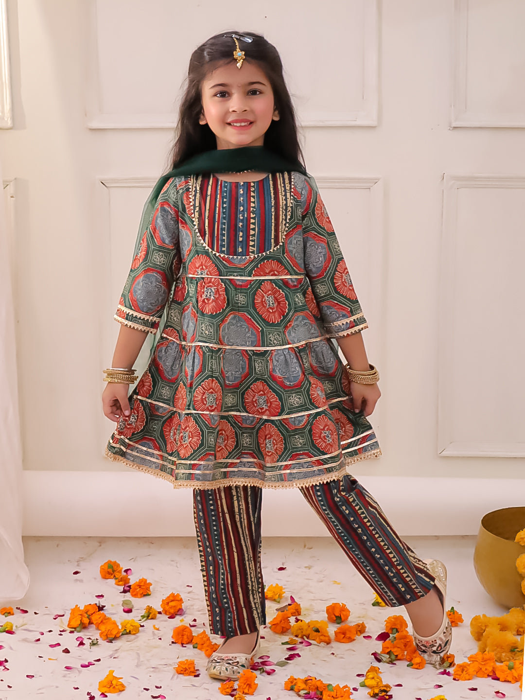 KID1 3 Tier Kurti With Pants And Dupatta Green