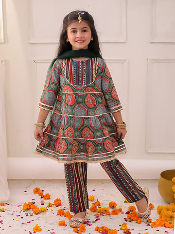 KID1 3 Tier Kurti With Pants And Dupatta Green