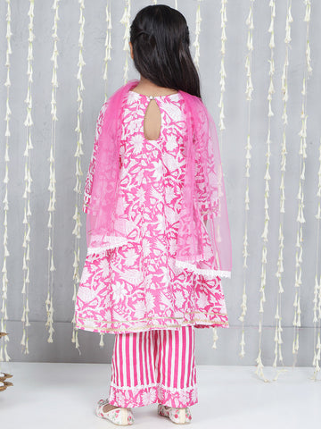 KID1 Floral Printed Kurti Palazzo With Dupatta Pink