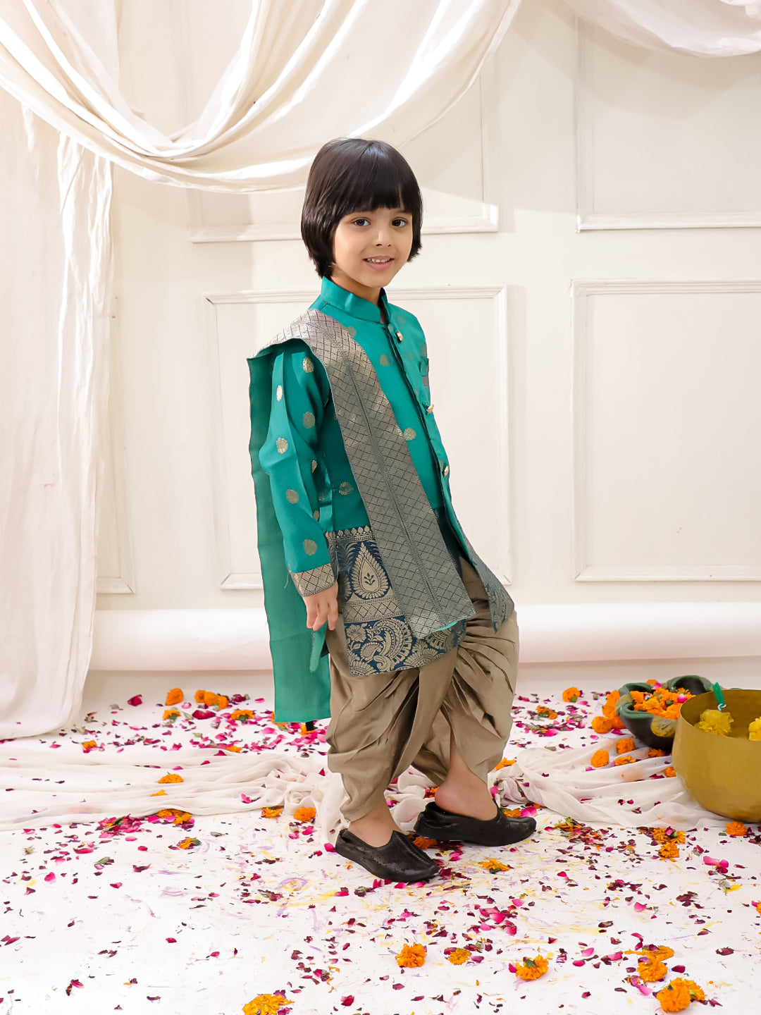 KID1 Thala Silk Scarve Sherwani Dhoti Set Green