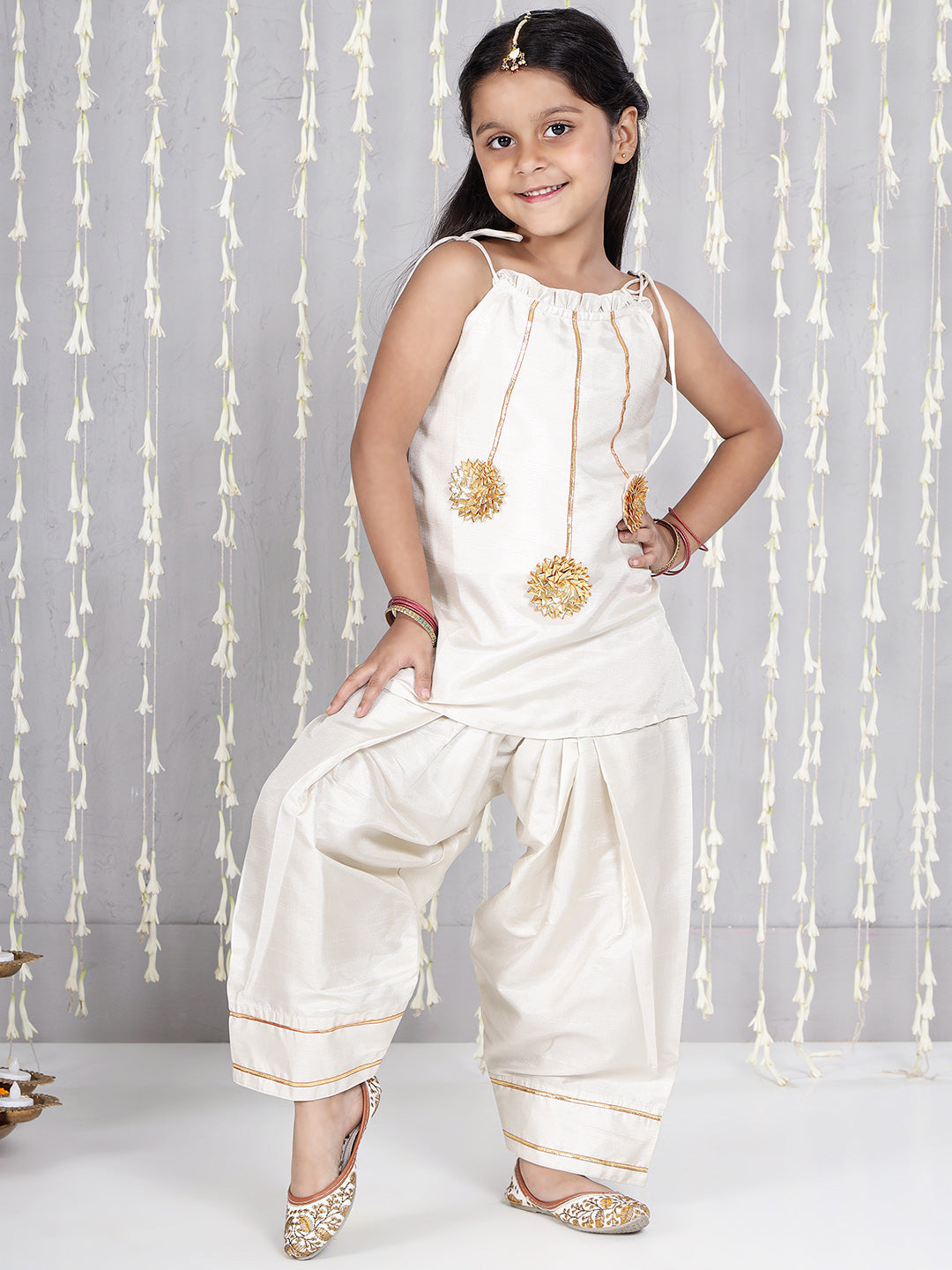 KID1 Gotta Flower Patch Kurti With Parsi Salwar Offwhite