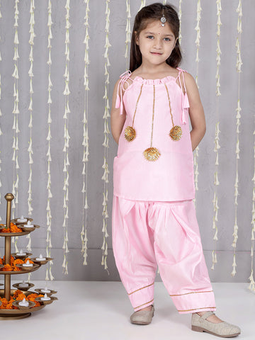 KID1 Gotta Flower Patch Kurti With Parsi Salwar Pink