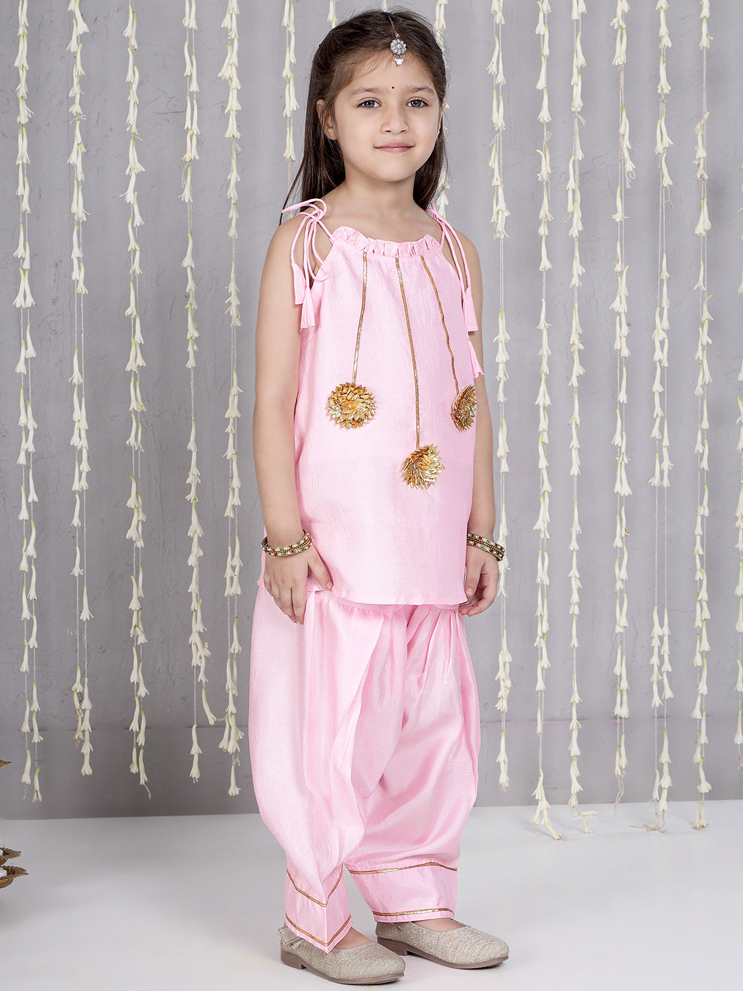 KID1 Gotta Flower Patch Kurti With Parsi Salwar Pink
