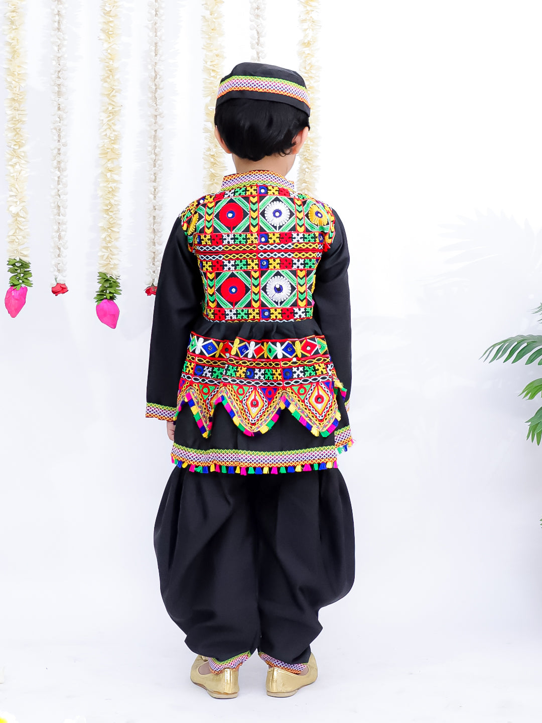 Kid One Navratri Printed Cotton Kedia Set For Boys Black